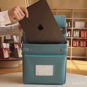 タブレット収納